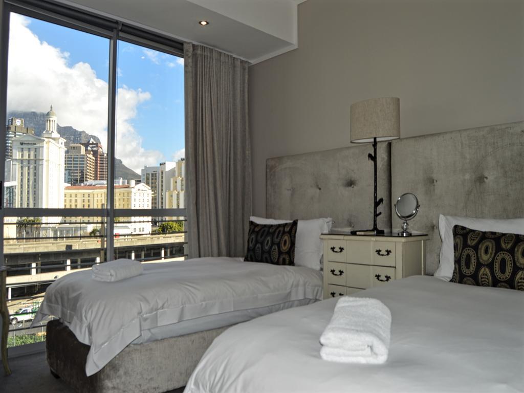 Harbour Bridge Luxury Apartments Kapstaden Exteriör bild